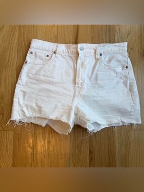GAP White Distressed High-Rise 4 Inch Denim Shorts
